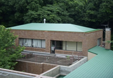 リンドスの勾配屋根用景観型塩ビシート防水_施工後
